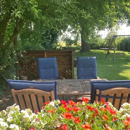 Mien Toentje 3* Leuth